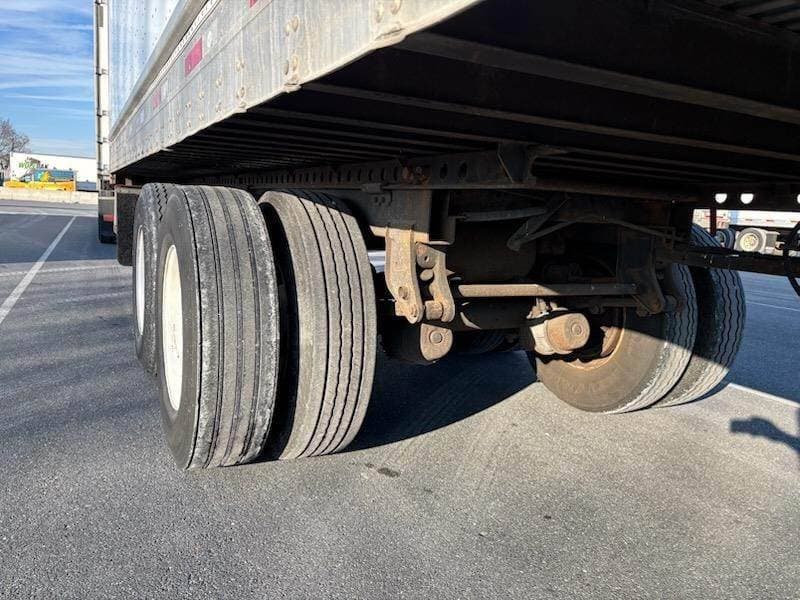 2008 UTILITY 53 ft Dry Van Trailer - Roll up Door, Spring, Sliding Axle image 2