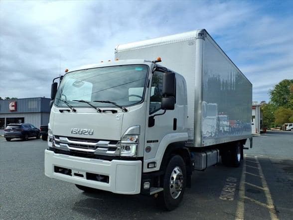 2025 Isuzu FTR image 2