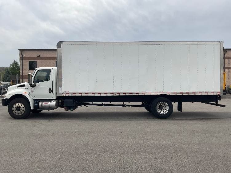 2022 International MV607 Box Truck - 220HP, 6 Speed Automatic, Roll up Door image 4