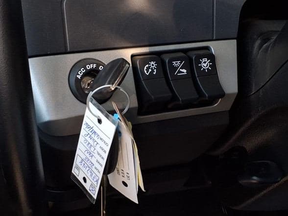 2025 Kenworth T880 image 26