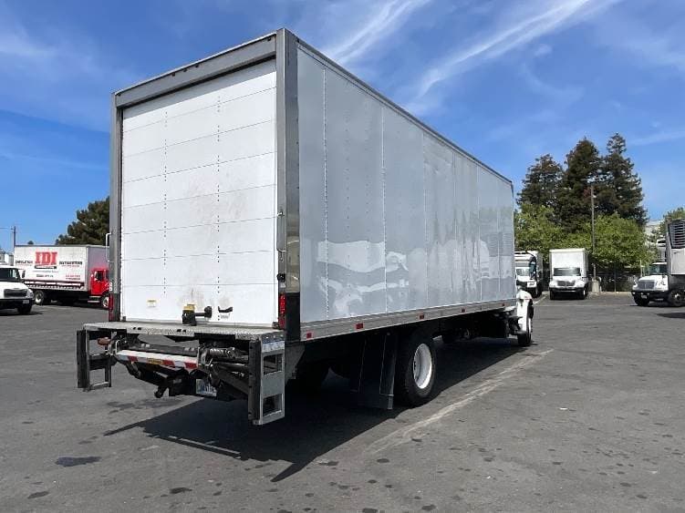 2022 International MV607 Box Truck - 220HP, 6 Speed Automatic, Roll up Door image 13