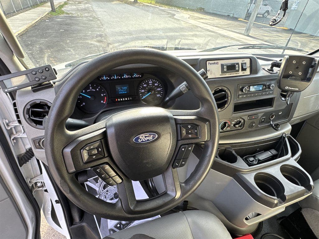 2023 Ford E350 Cutaway image 61