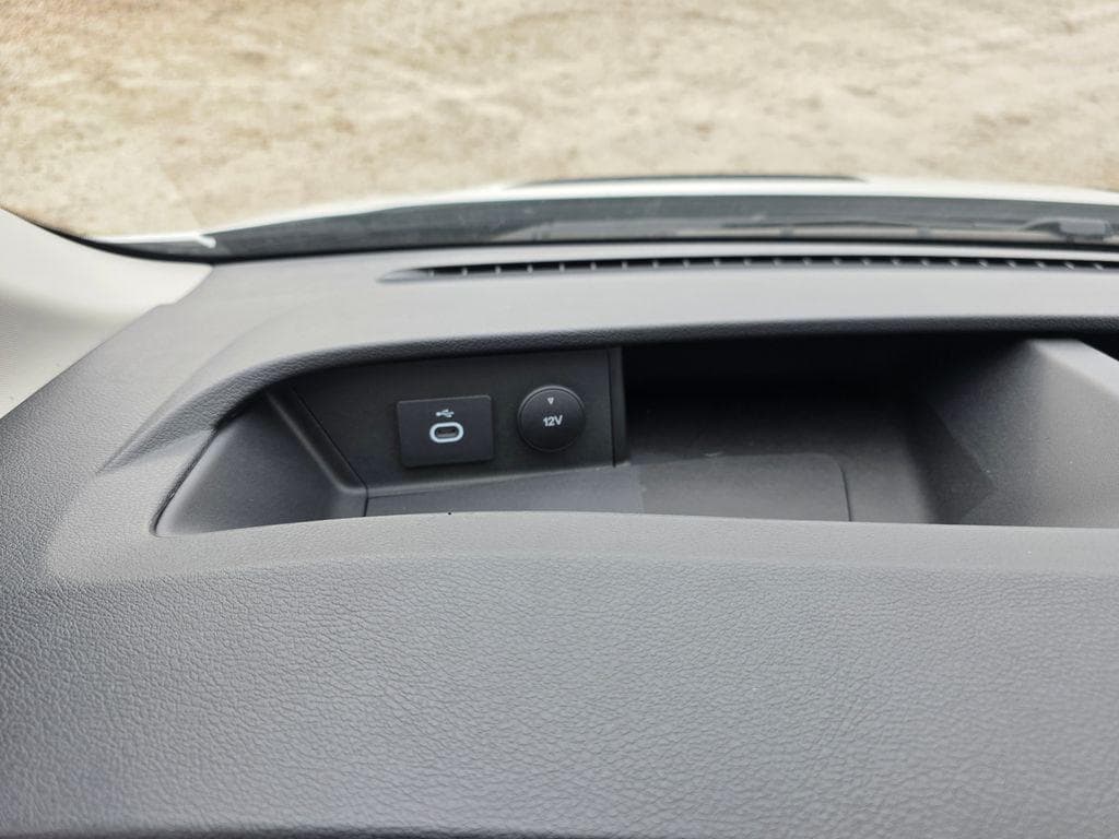 2024 Ford Transit-350 Base image 63