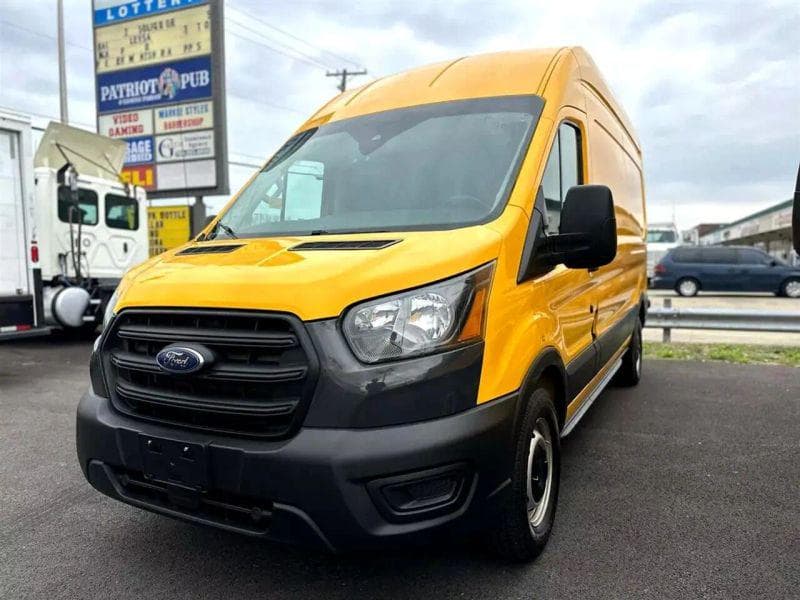 2020 Ford CF8000 image 1