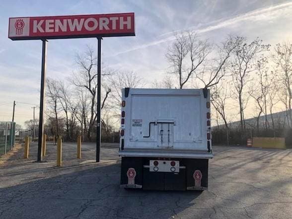 2021 Kenworth T880 image 3