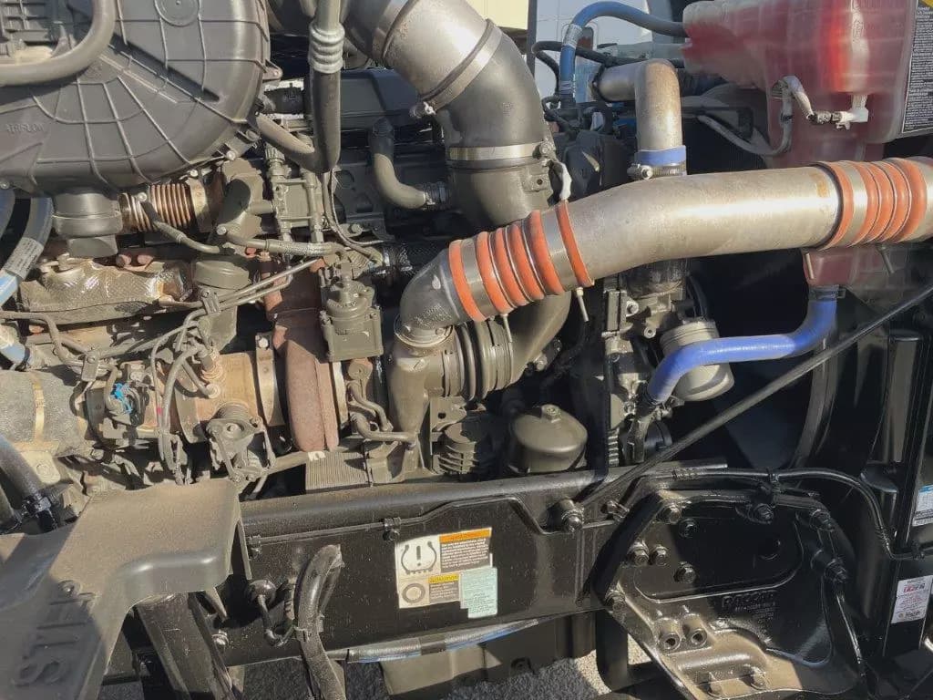 2022 Kenworth T680 image 8