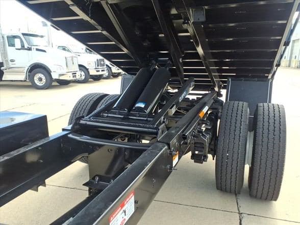 2026 Ford F750 SD image 15