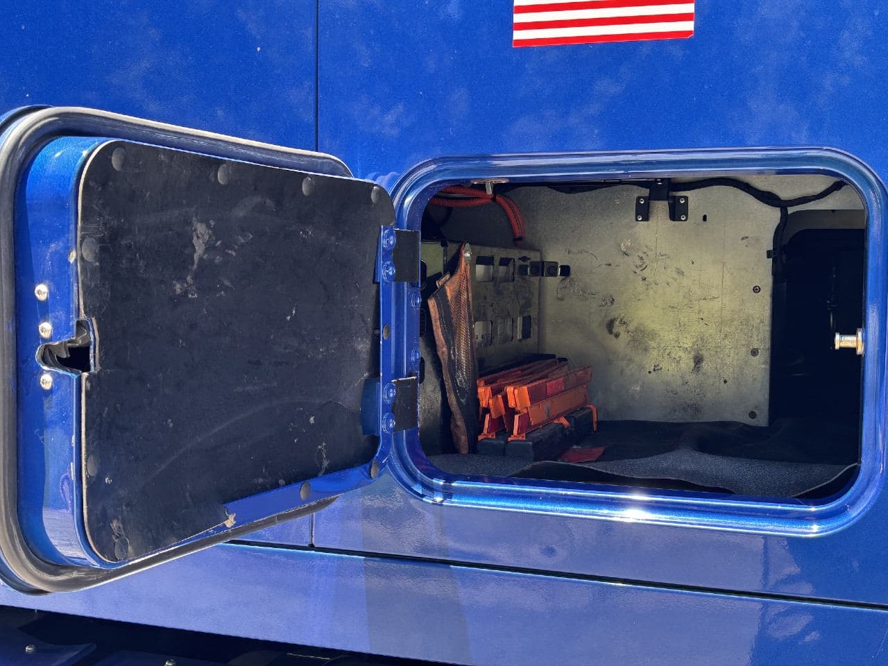 2019 Mack Anthem image 29