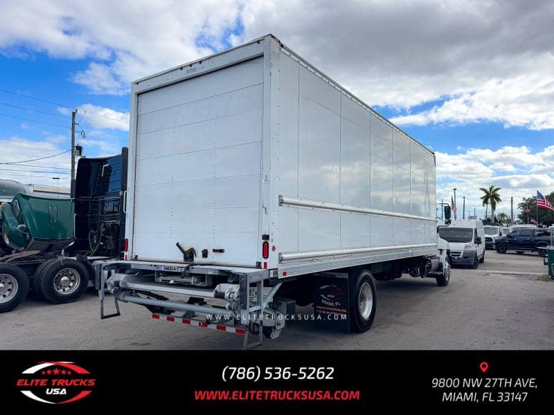 2020 Hino 268 image 6
