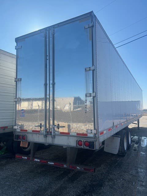 2015 Utility 4000D-X image 4