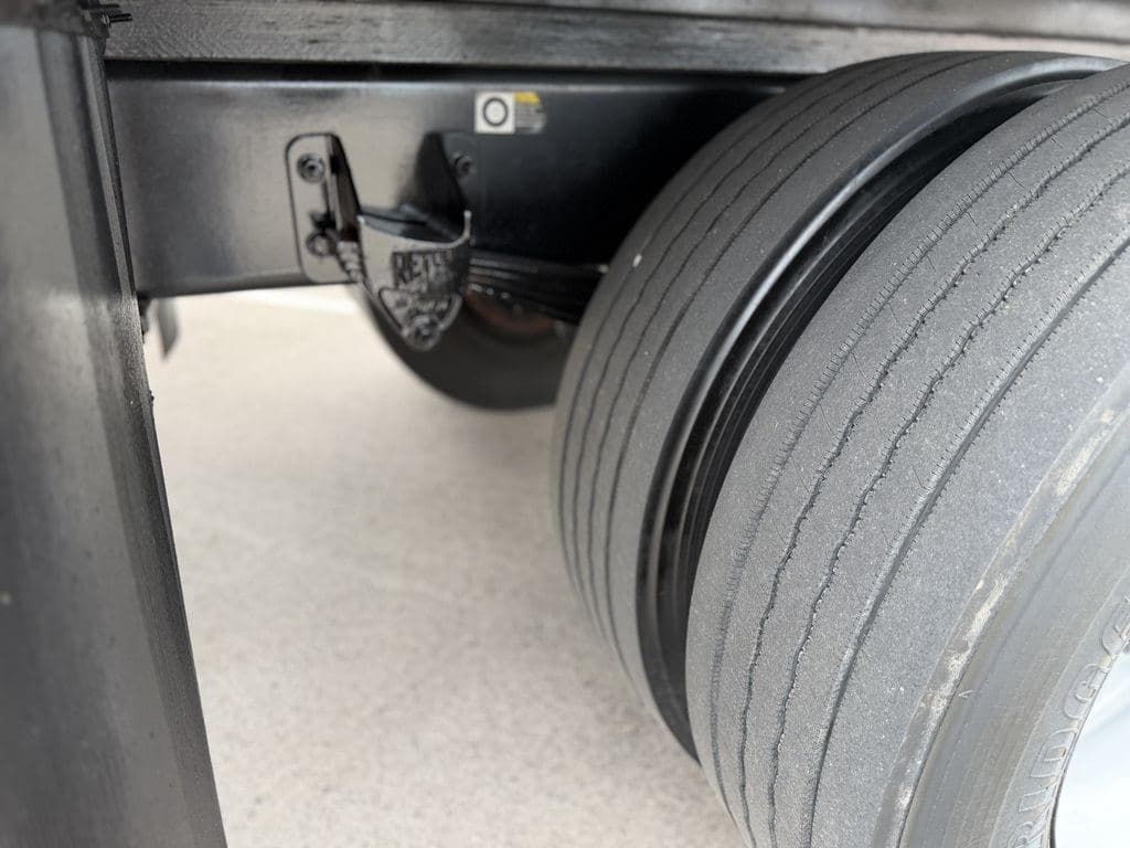 Used 2021 KENWORTH T270 image 3