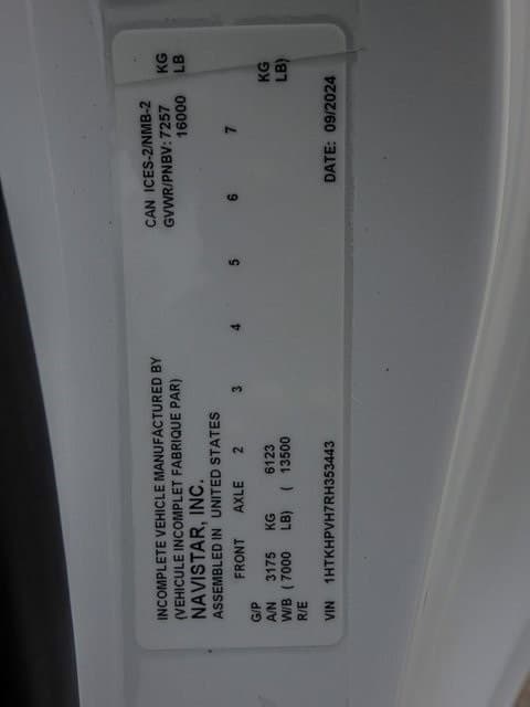 2024 Chevrolet Silverado 4500HD Work Truck image 23