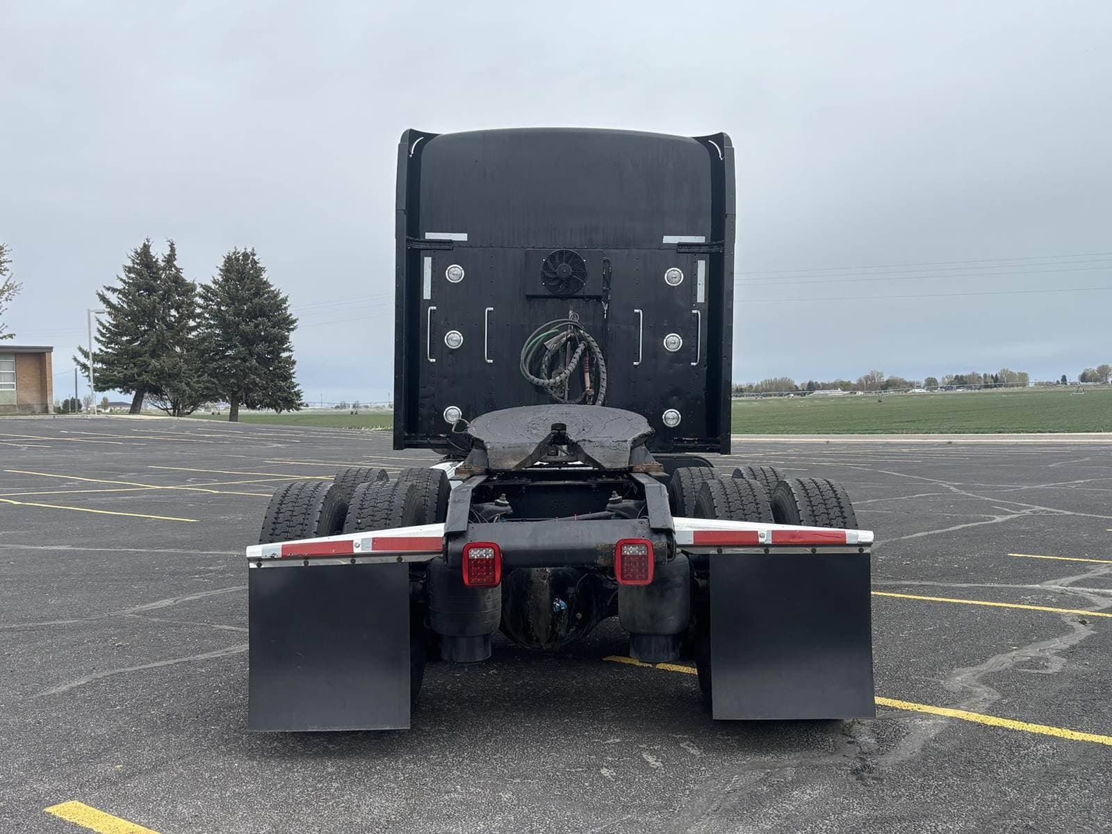 2019 Kenworth W9 Series image 4