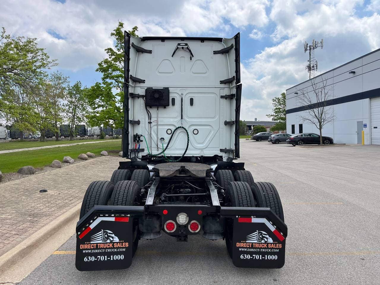 2020 Freightliner Cascadia 126 #1147 image 6