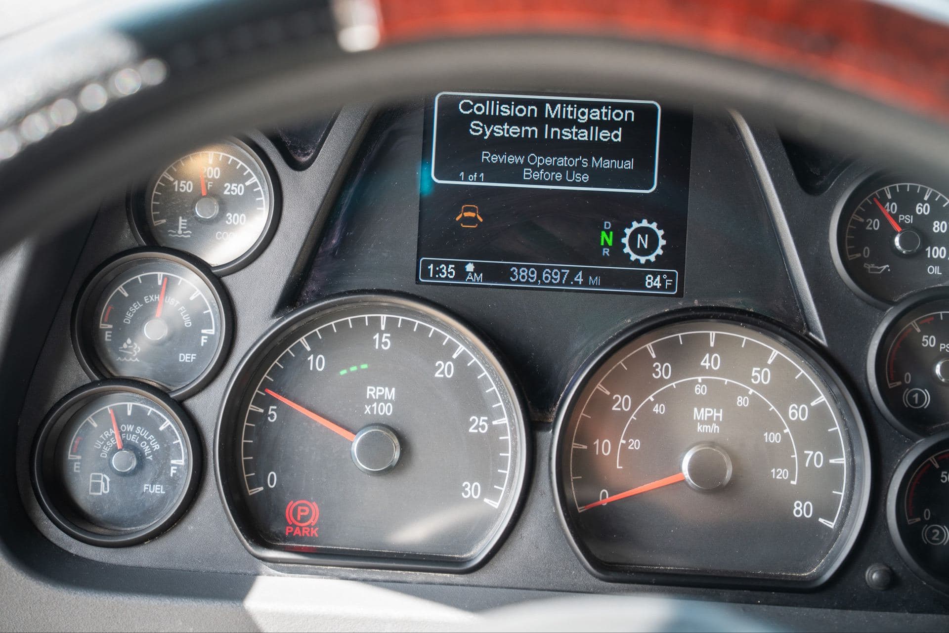 2020 Peterbilt 579 image 4