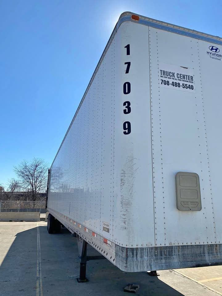 2018 Hyundai 1620 image 1