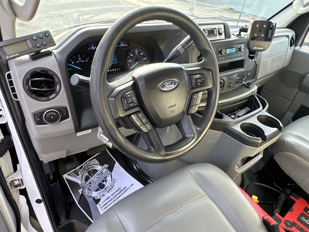 2023 Ford E350 Cutaway image 57