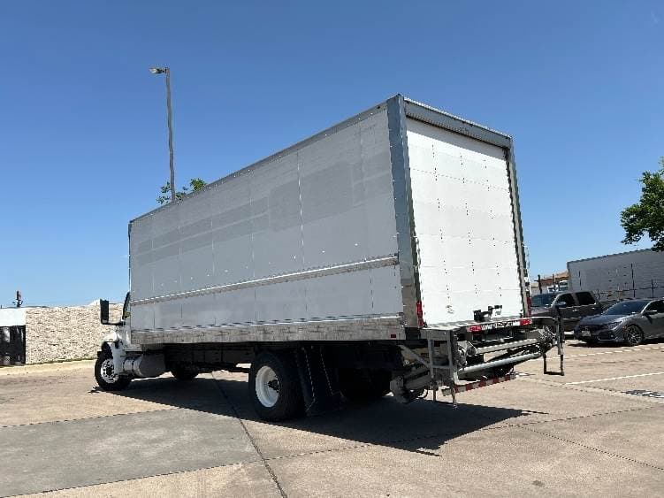 2022 International MV607 Box Truck - 220HP, 6 Speed Automatic, Roll up Door image 6