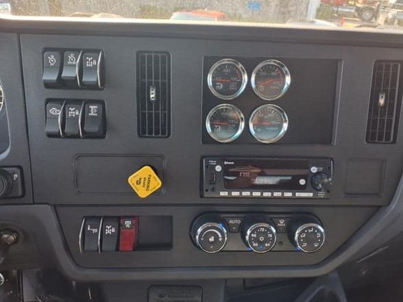 2025 Kenworth D5 image 23