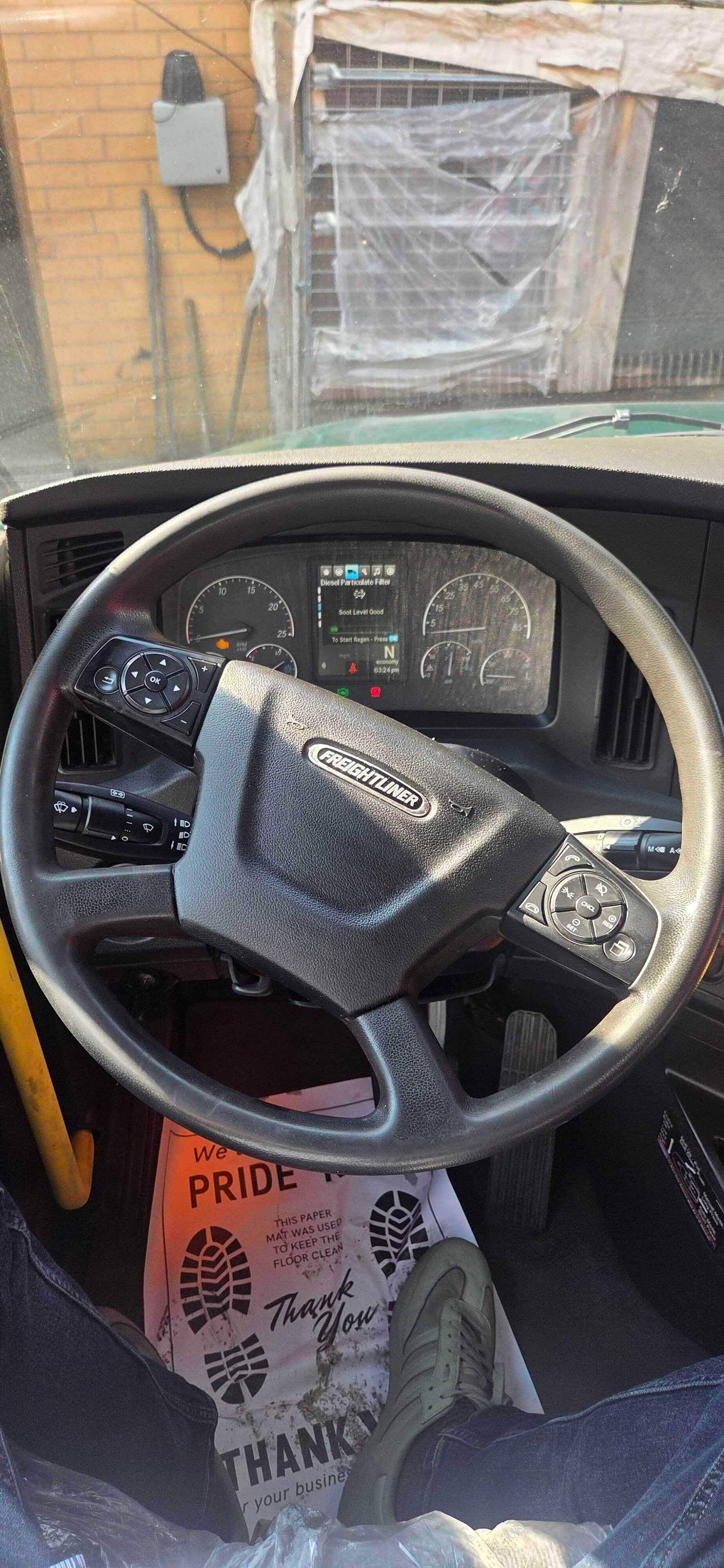 2023 Freightliner Cascadia 126 image 8