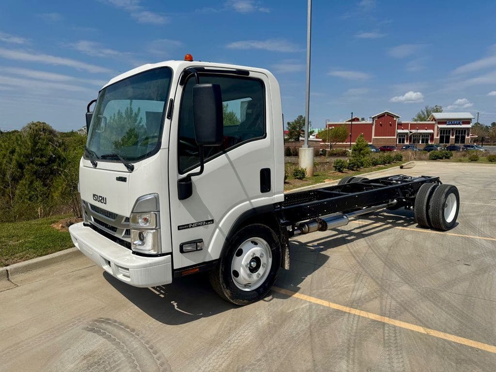 New 2026 ISUZU NPR-HD image 2