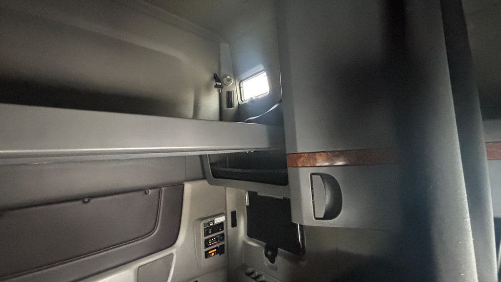 Used 2021 INTERNATIONAL LT625 image 26