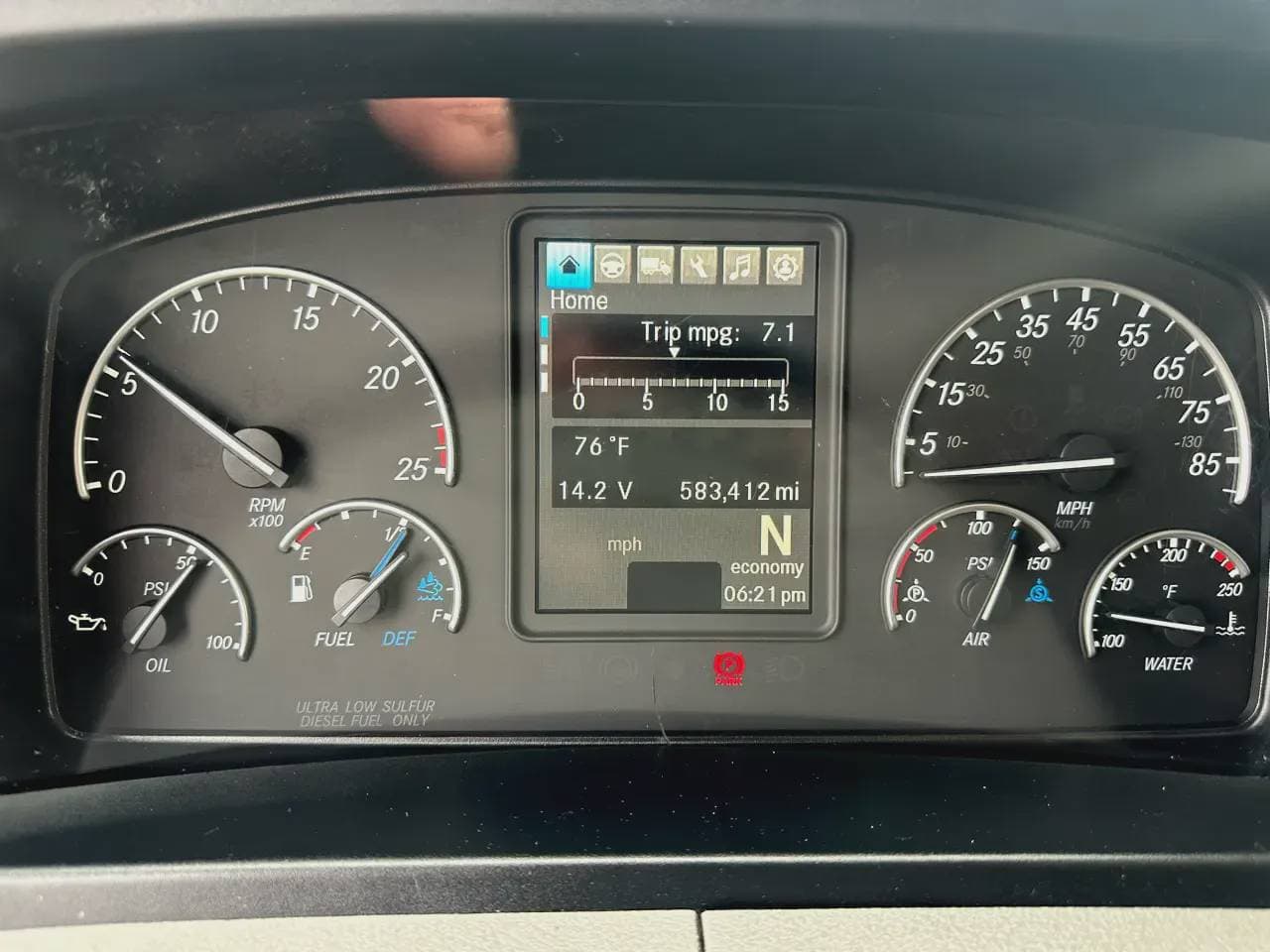 2020 Freightliner Cascadia image 10