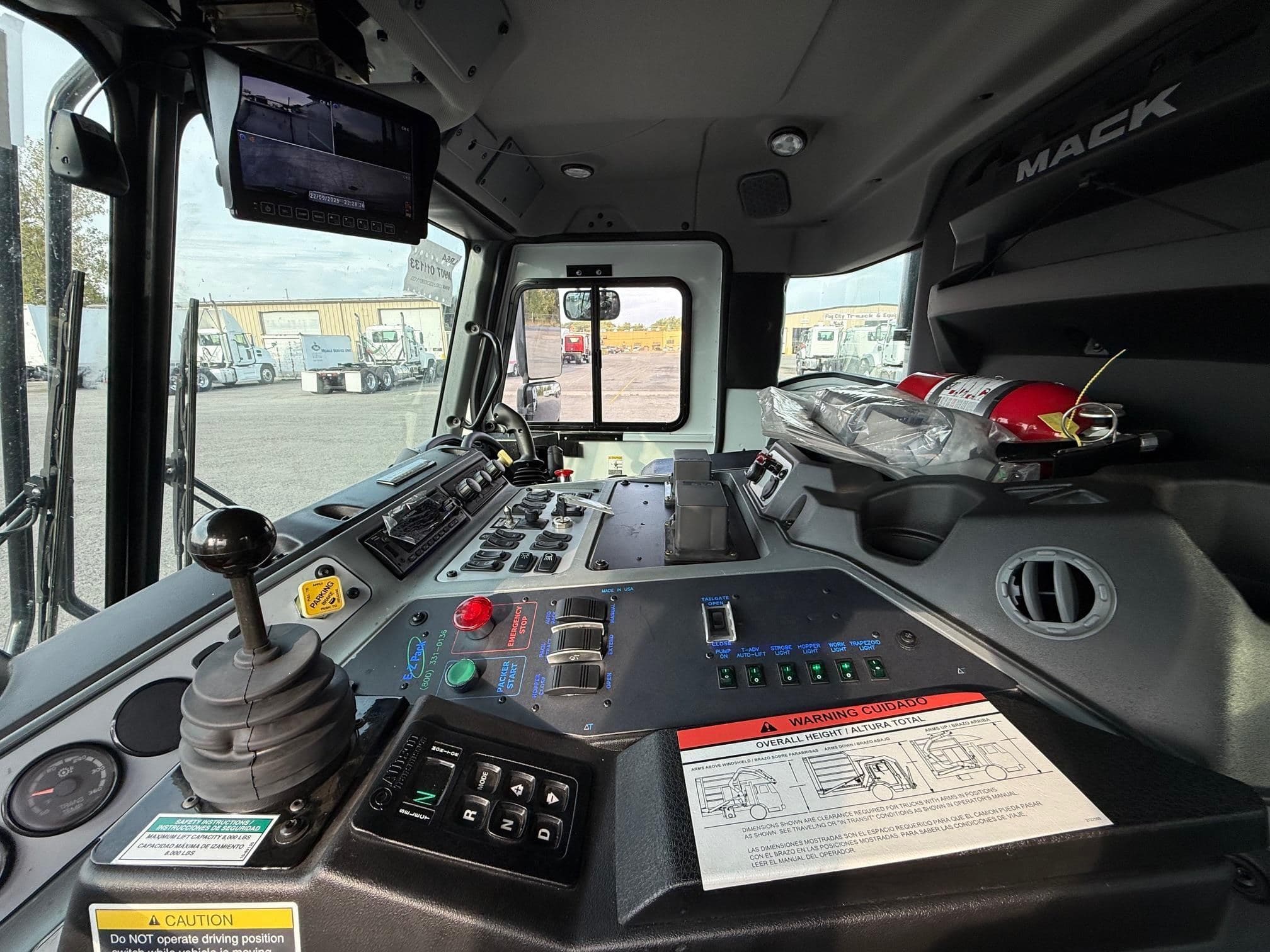 2025 MACK LR64R 120653 image 10