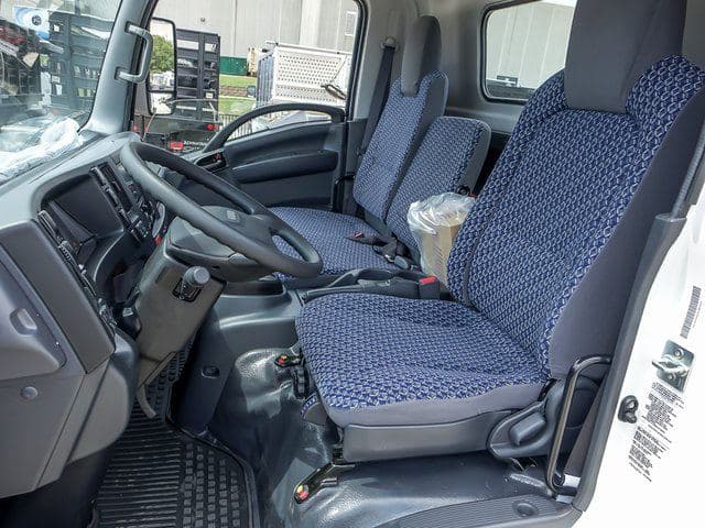 2025 Chevrolet 4500 HG LCF Gas Work Truck 176" Wheelbase Cab Chassis image 10