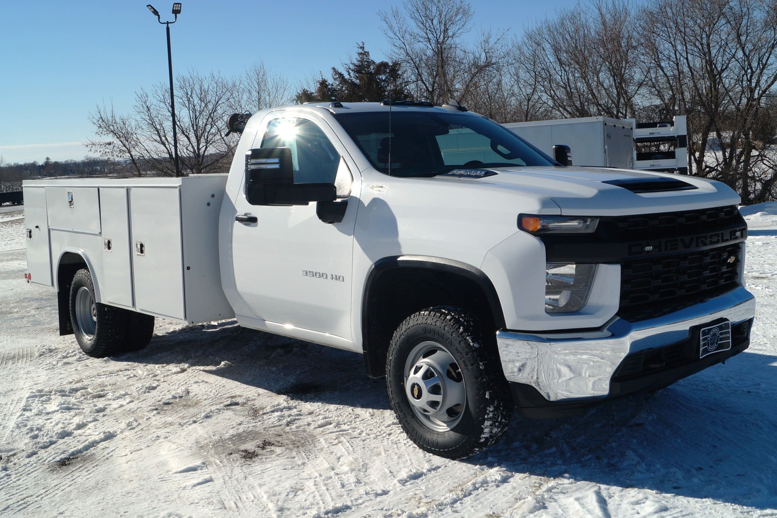 2022 Chevrolet Silverado 3500 HD - Service Utility Truck - 4WD 6.6L V8 Duramax image 3