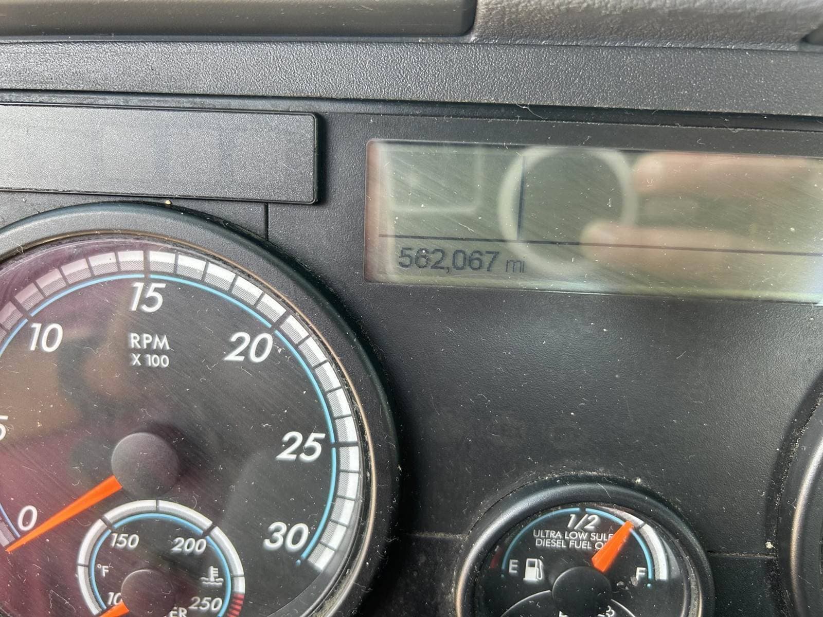 2020 Freightliner Cascadia 113 image 11