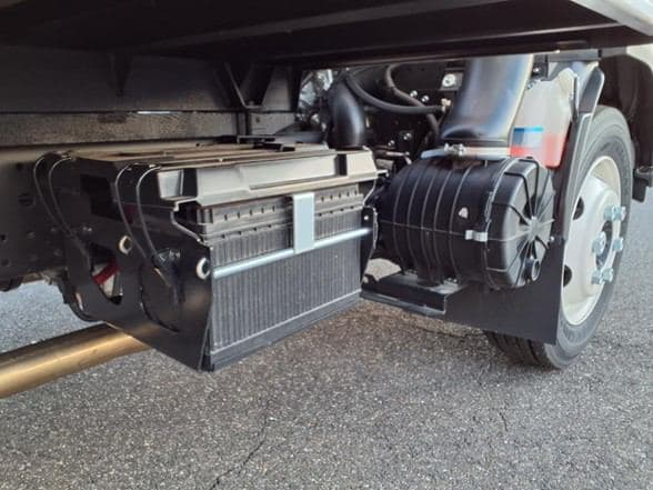 2025 Isuzu NRR image 8