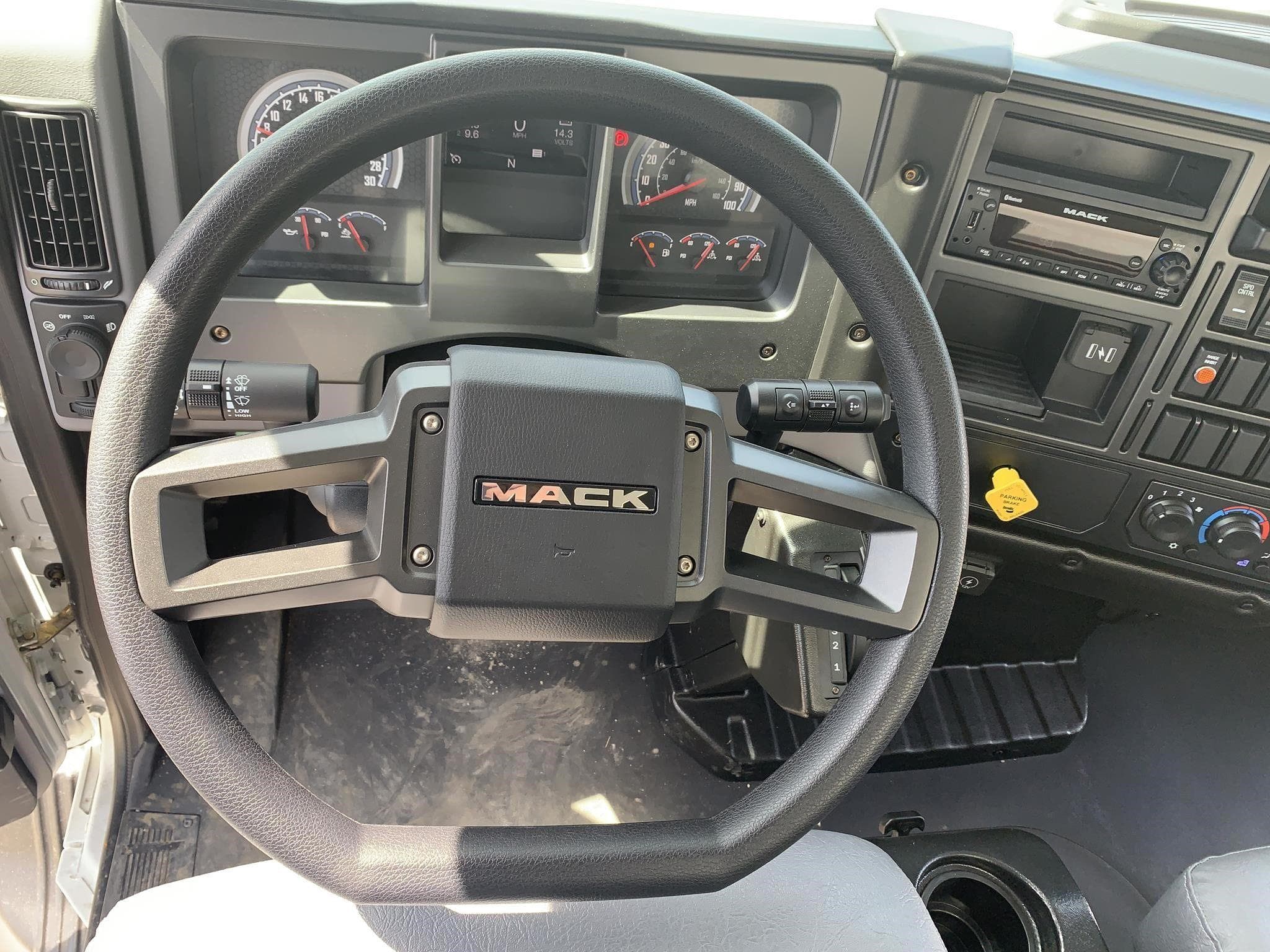 2025 MACK MD6 120093 image 6