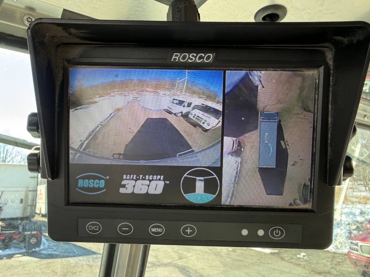 2020 Freightliner MT45 image 6