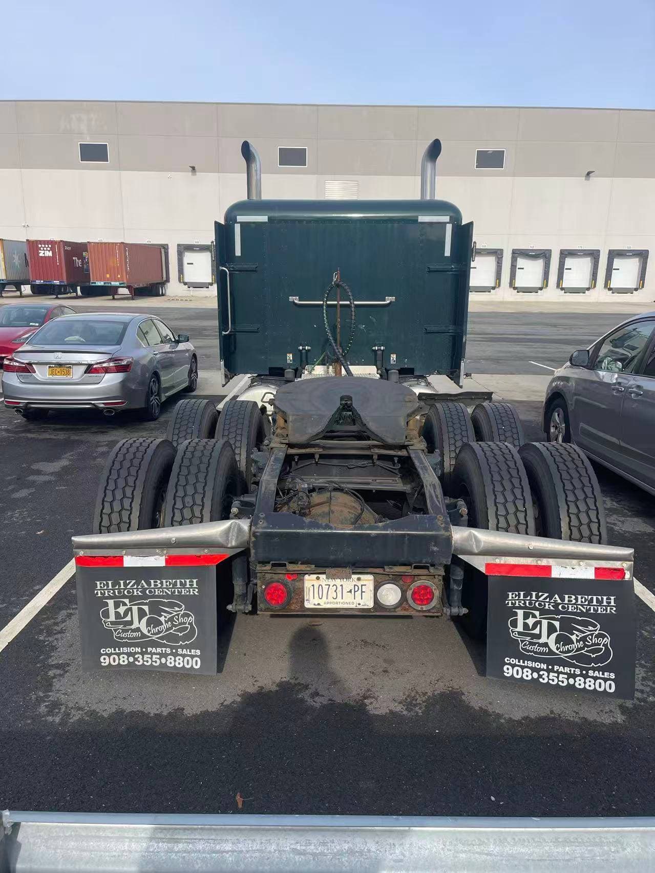 2016 Peterbilt 389 image 4