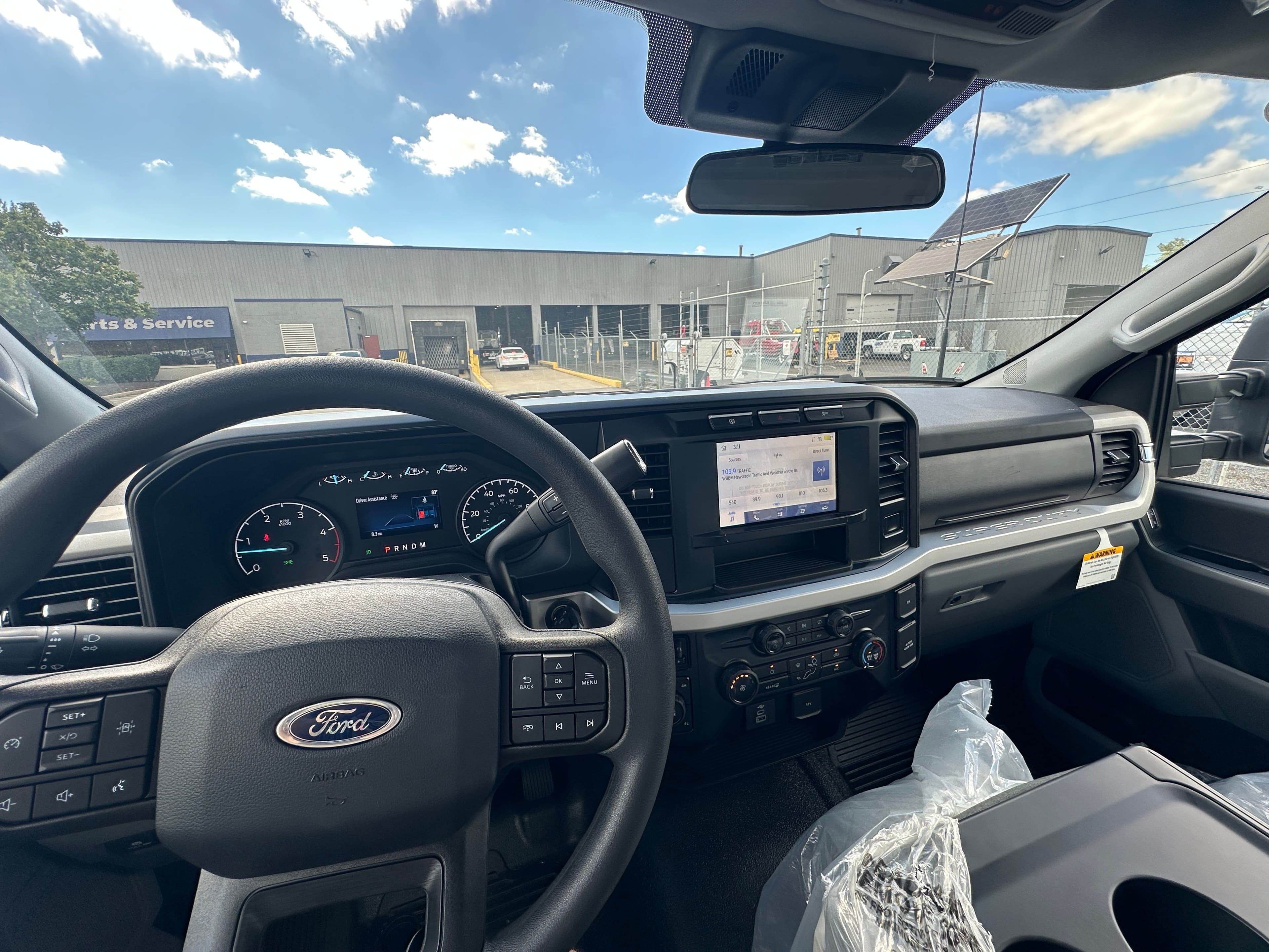 2024 Ford F-600 WITH A CENTURY 19.5' STEEL CARRIER  (SK#: 6117C) image 11
