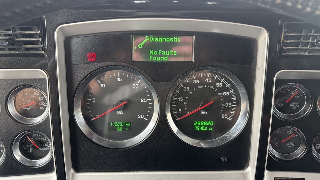 Used 2022 KENWORTH W900L image 16