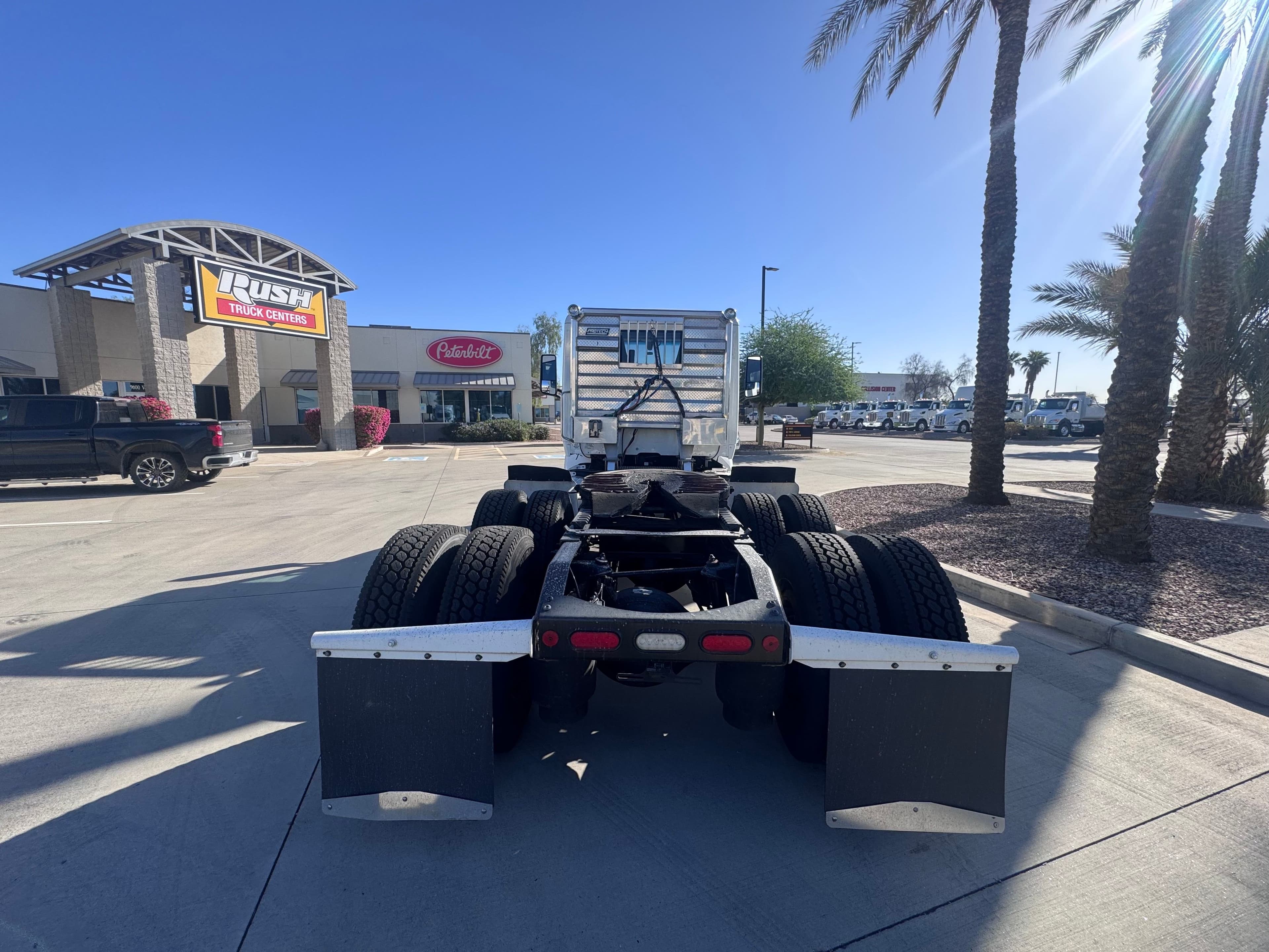 2020 Peterbilt 579 image 7