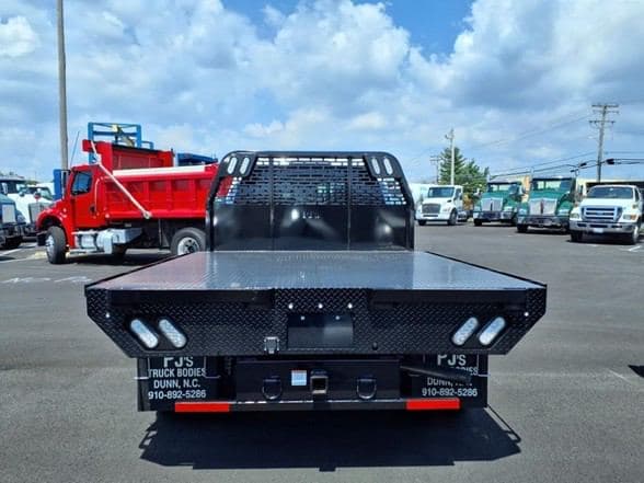 2025 Ford F350 image 7