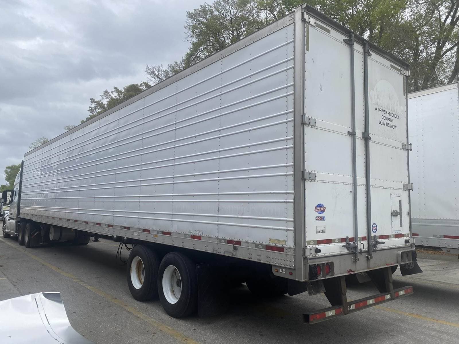 2017 Utility 3000R image 2