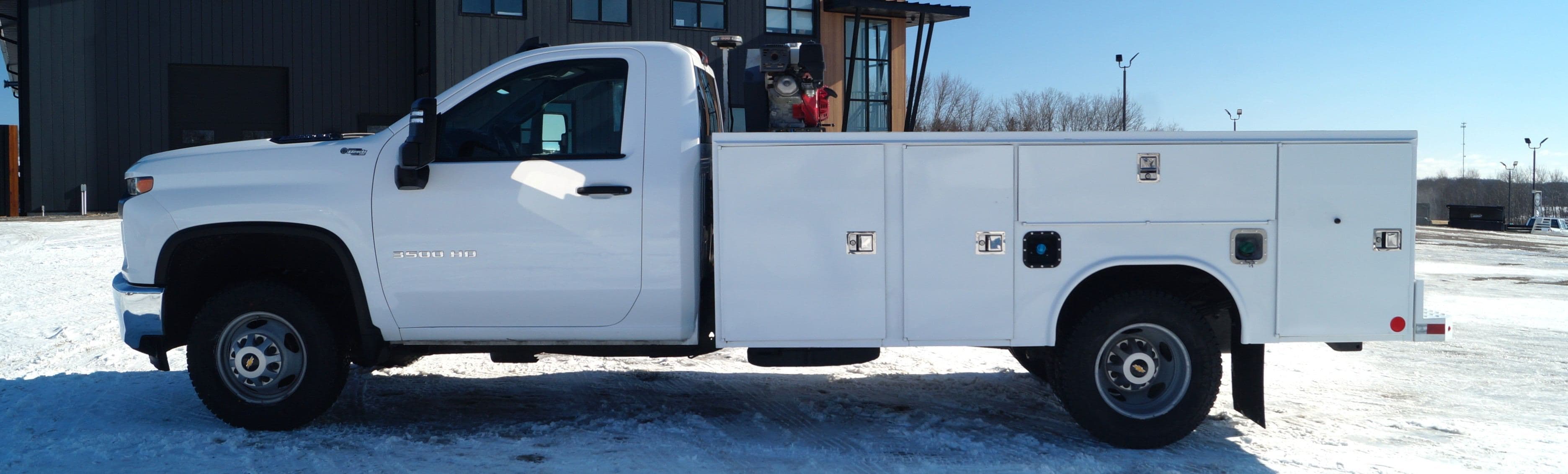 2022 Chevrolet Silverado 3500 HD - Service Utility Truck - 4WD 6.6L V8 Duramax image 8