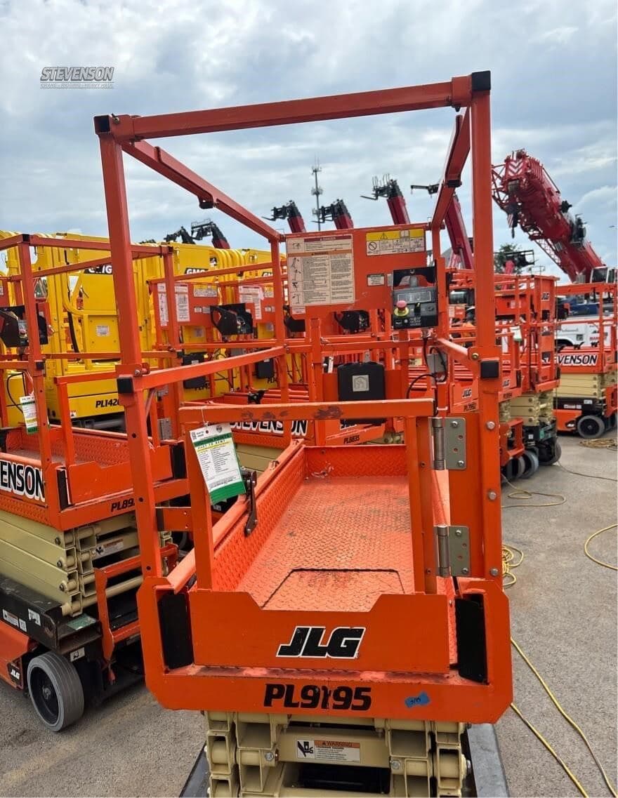 2021 JLG R1932i PL9195 image 7