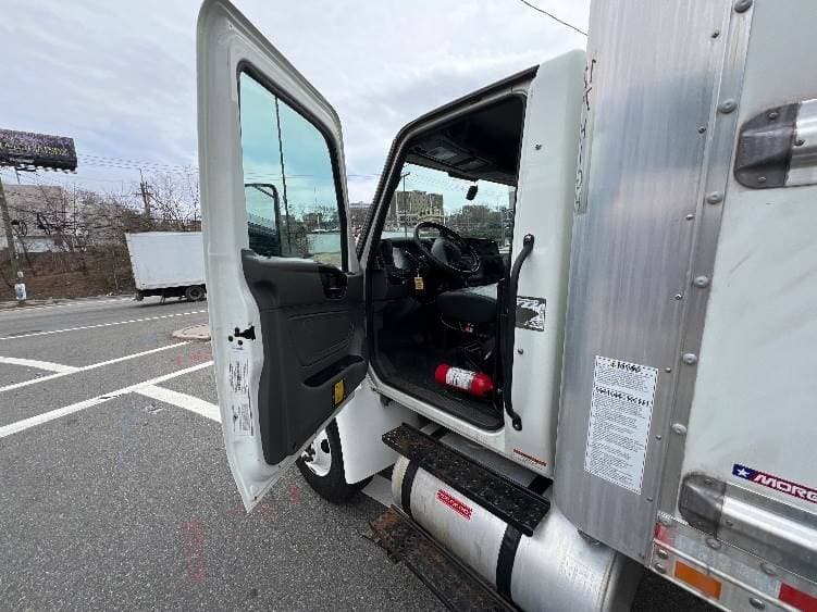 2022 International MV607 Box Truck - 220HP, 6 Speed Automatic, Roll up Door image 16
