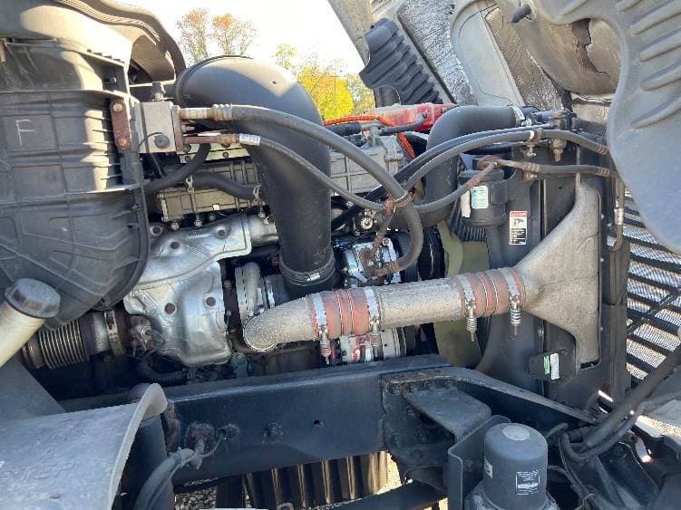 2018 Freightliner Cascadia image 3