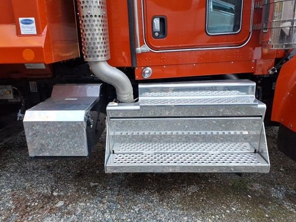 2026 Kenworth W900 image 4