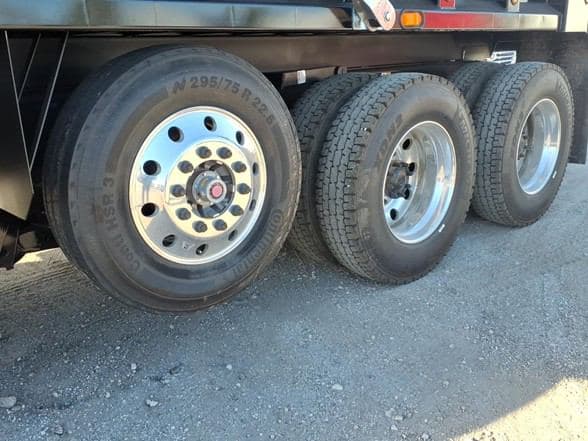 2026 Kenworth T880 image 11