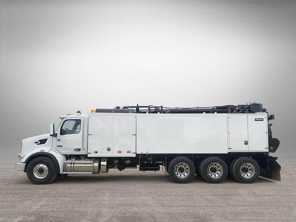 2024 Peterbilt 567 image 3