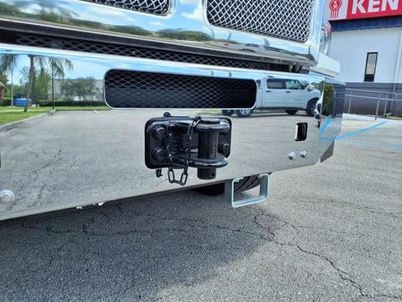 2025 Kenworth T880 image 35