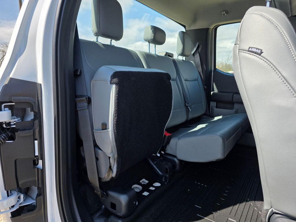 2026 Ford F-450SD XL DRW image 35