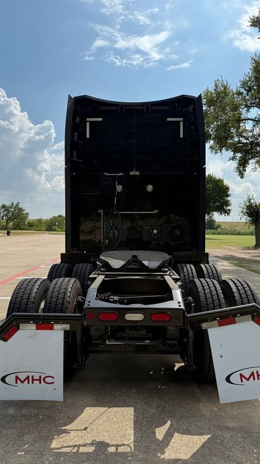 2022 Peterbilt 579 image 6